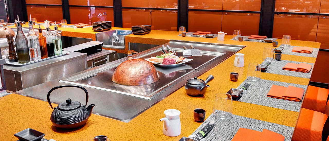 El restaurante de sushi y teppanyaki Kaito