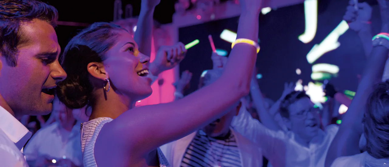 La discoteca Spice H2O con su pista de baile bajo las estrellas