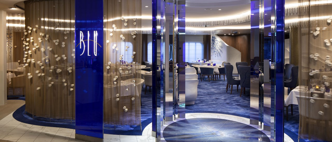 El restaurante Blu es exclusivo para los huéspedes del camarote Aquaclass. Blu sirve comida gourmet saludable