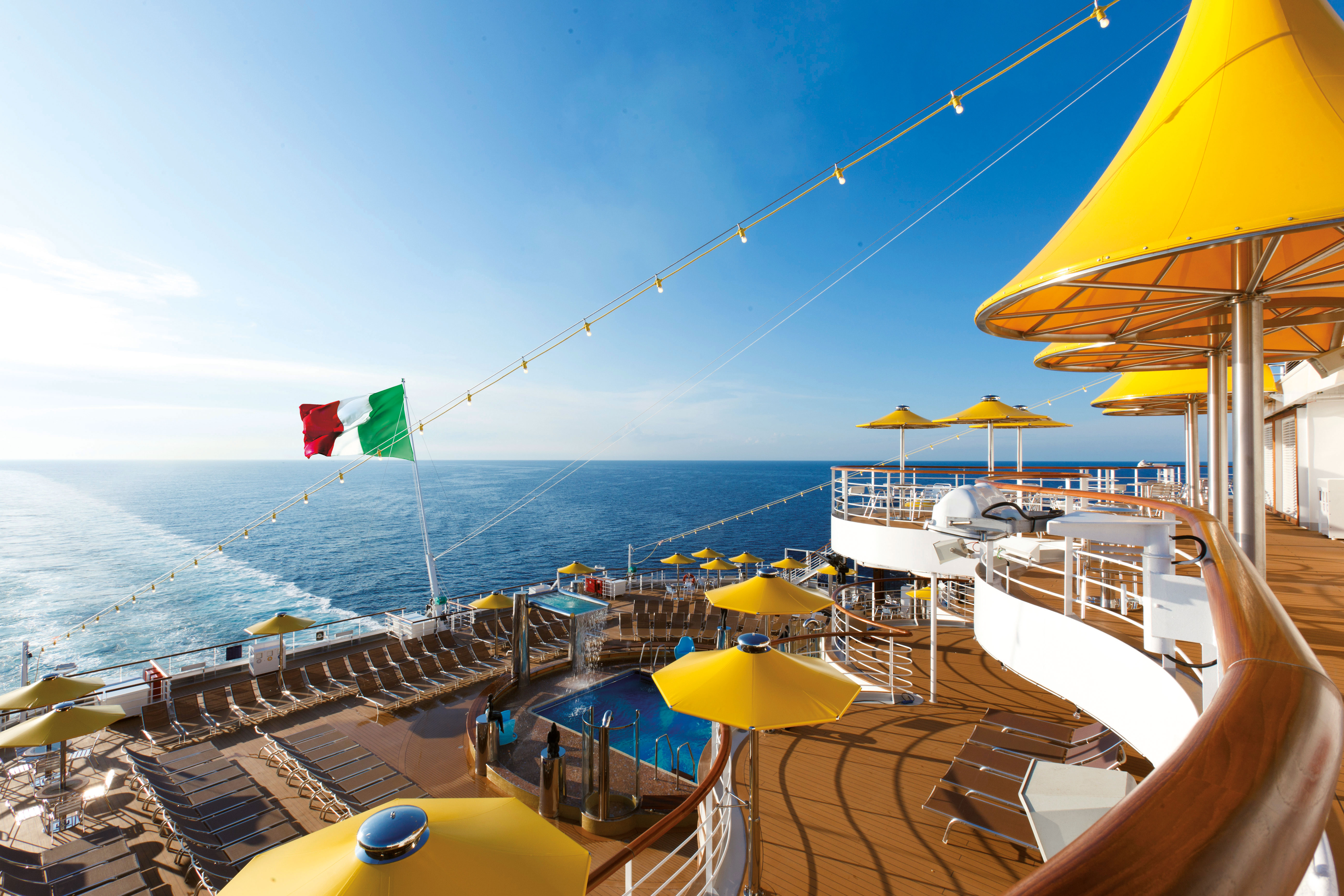 Costa Pacifica, Mediterráneo