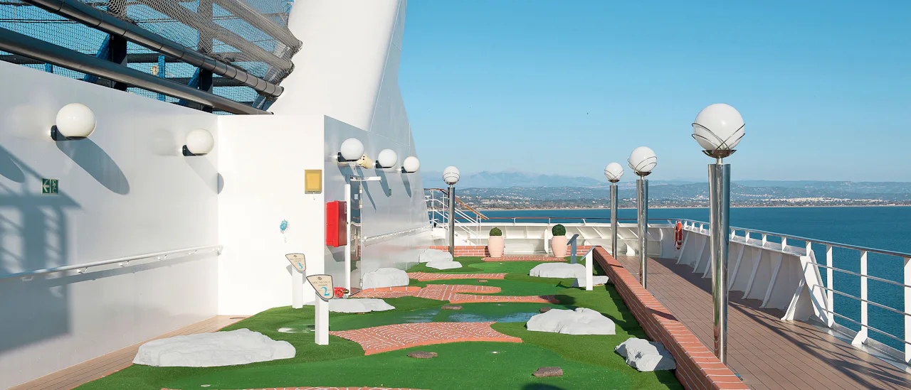 Mini golf