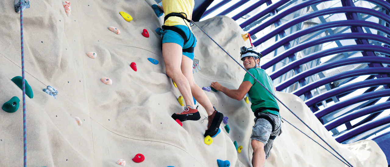 Desafía la pared de escalada