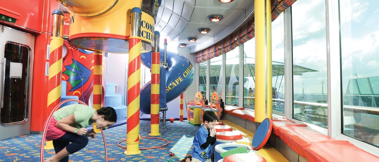 Los clubes para niños y adolescentes están incluidos en la tarifa