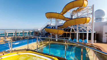 Costa Fascinosa, Mediterráneo