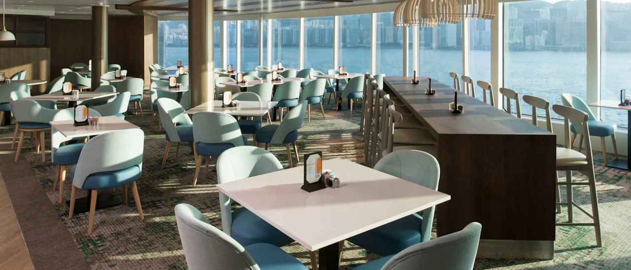 Saboree un mundo de sabores en el Oceanview Café inspirado en el mercado