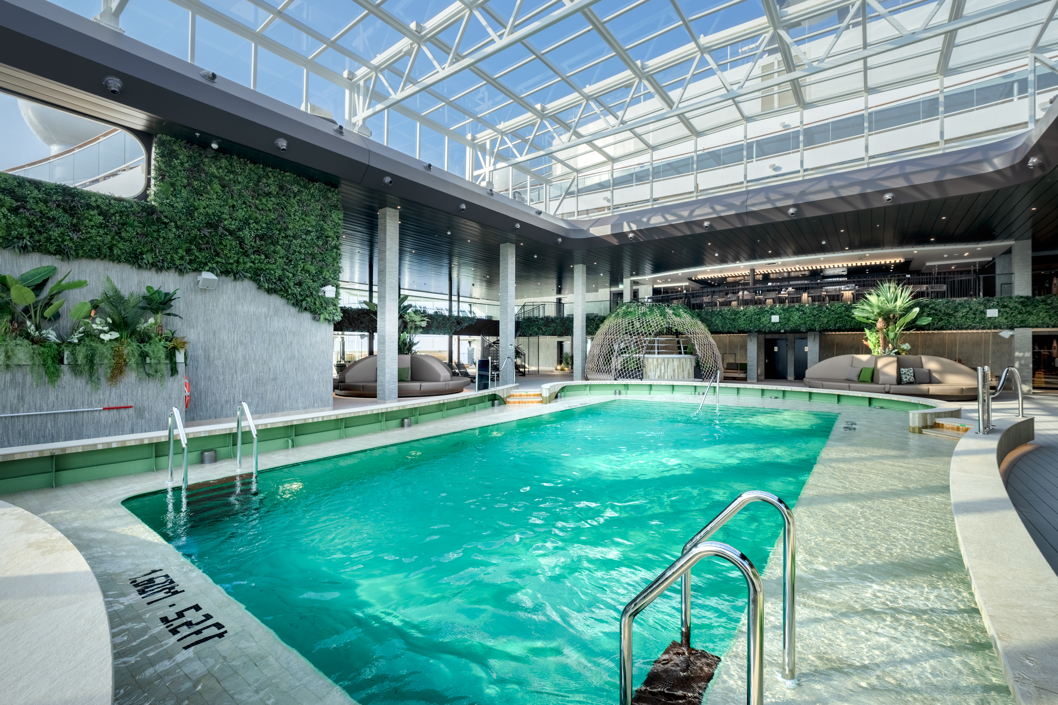 La máxima relajación junto a la piscina en Botanic Garden