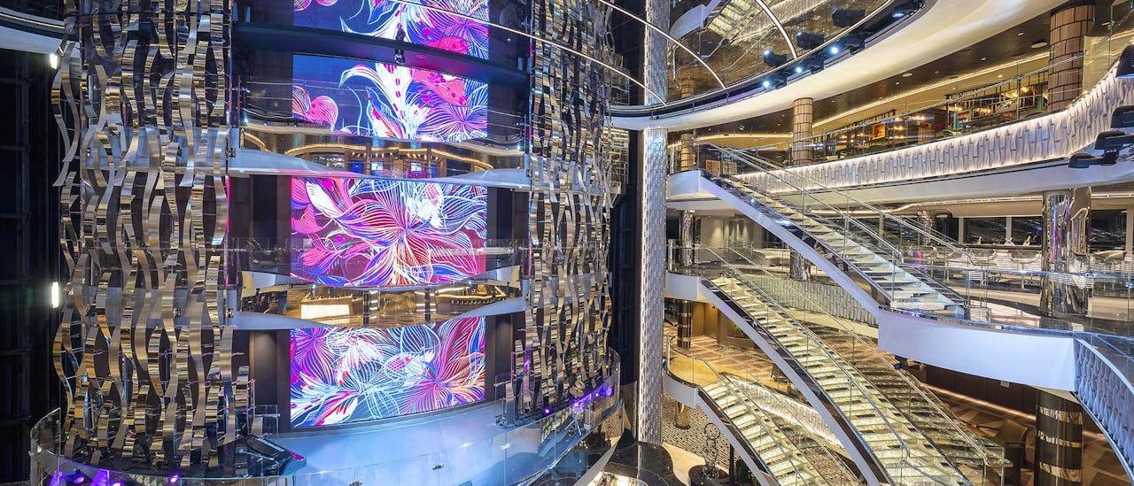 El Atrio es el corazón del barco.