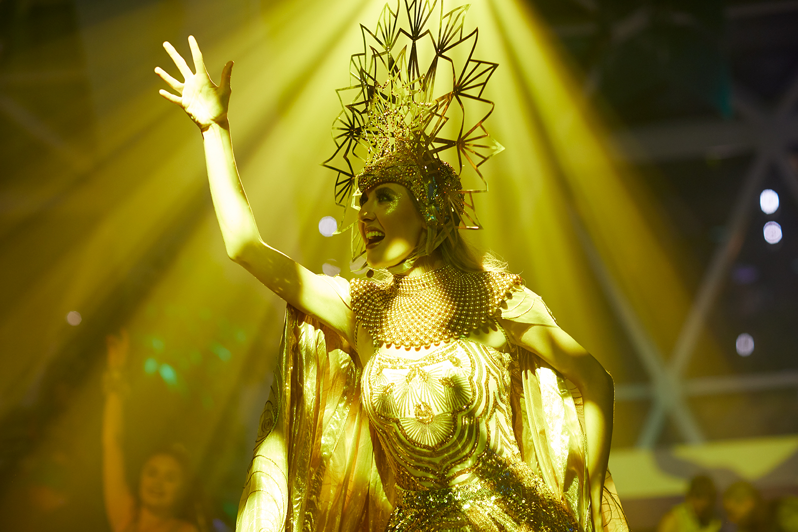 Show en el teatro principal Celebrity Cruise