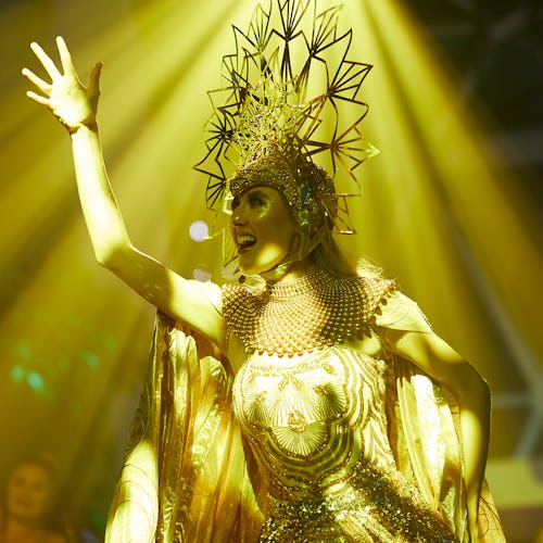 Show en el teatro principal Celebrity Cruise