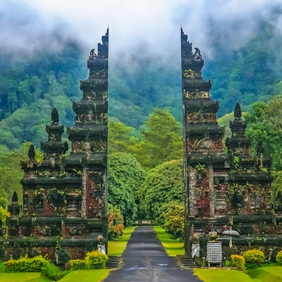 Templos Hindúes en Indonesia