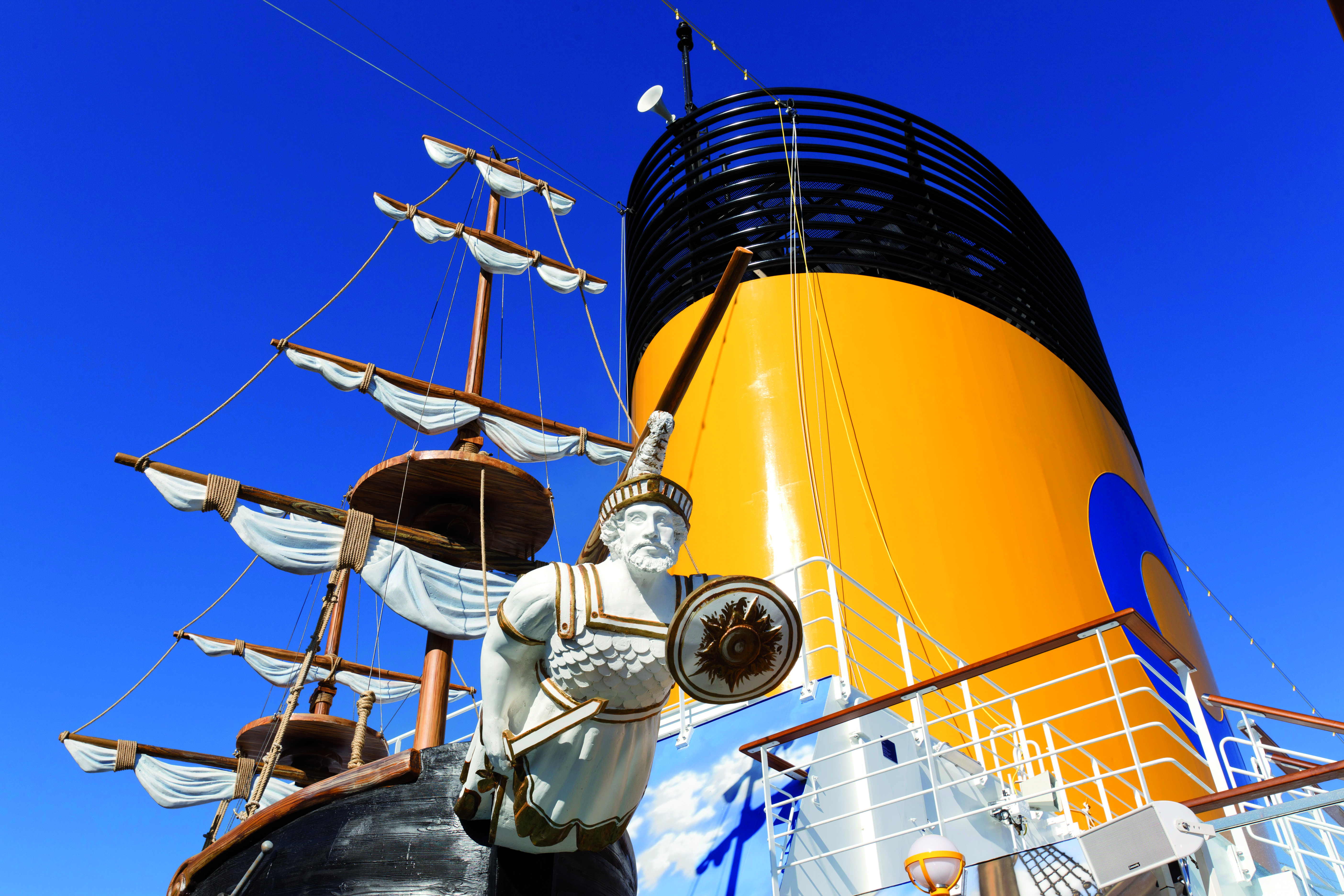 Vista proa Cruceros Costa