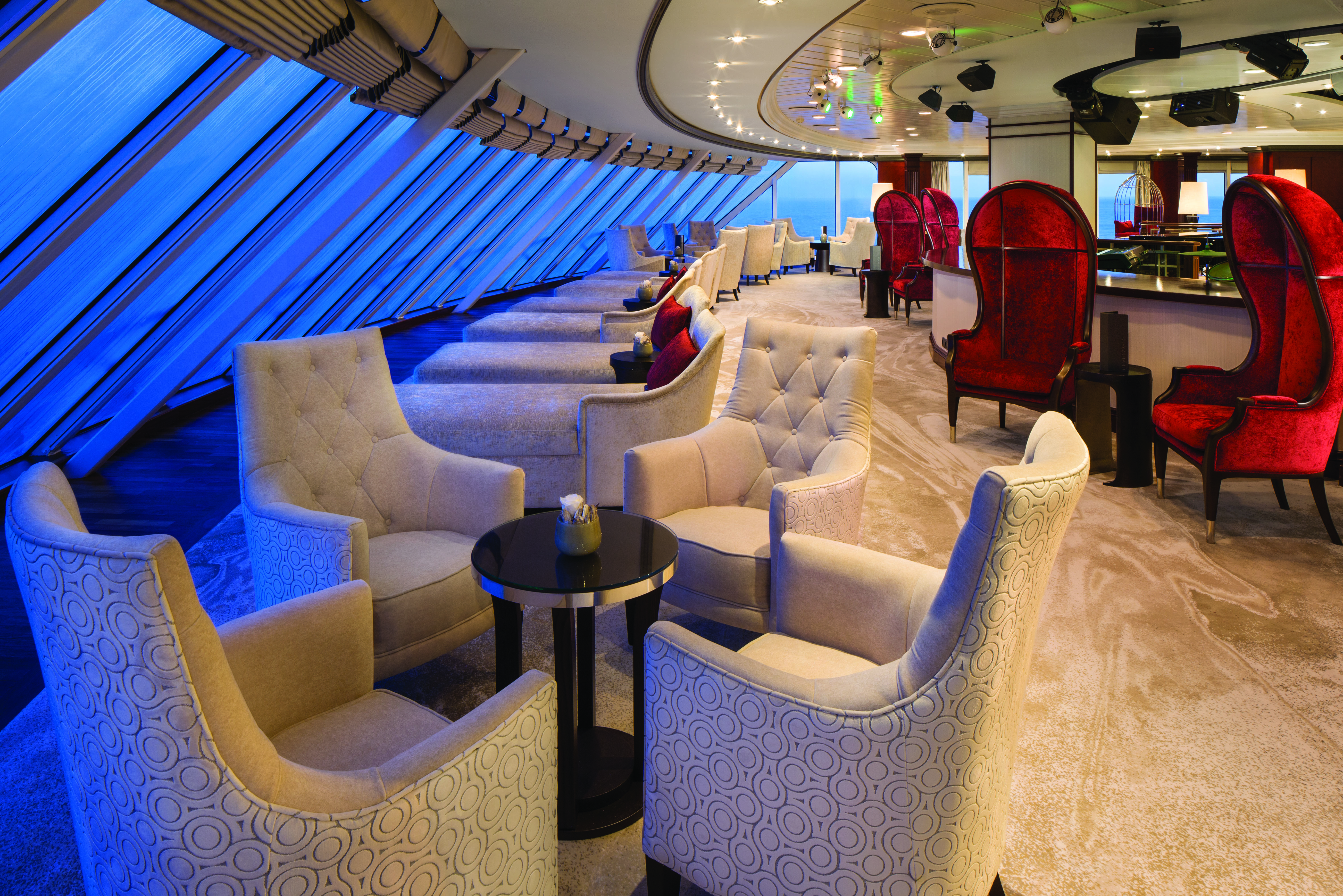 Sala en crucero Azamara