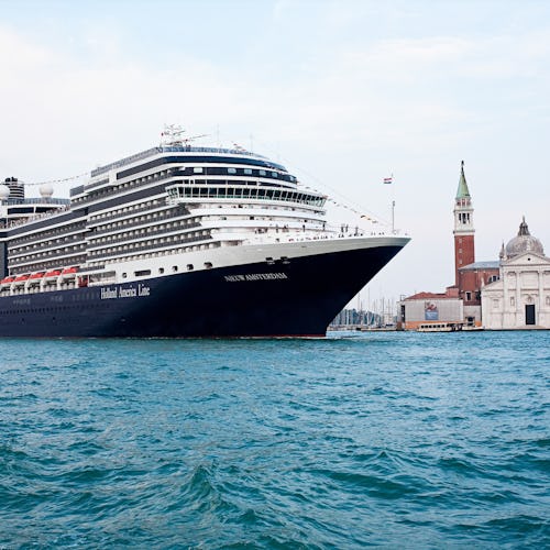 Holland America cruceros por Indonesia